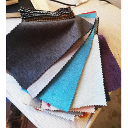 Cabezal de tela con dobles tachuelas